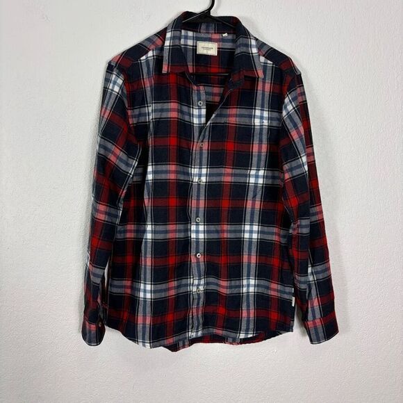 7 Diamonds Blue & Red Plaid Collared Button Down Austin Shirt - Picture 1 of 9